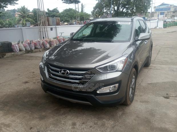 Hyundai Santa Fe 2016 Gray
