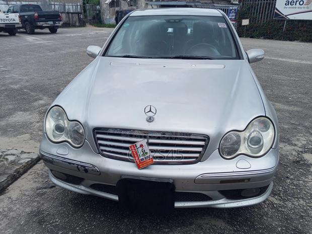 Mercedes-Benz C180 2006 Silver