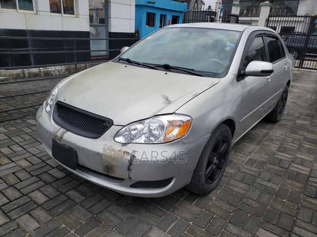 Toyota Corolla 2007 Silver