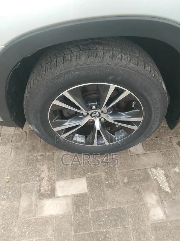 Toyota Highlander 2017 Silver