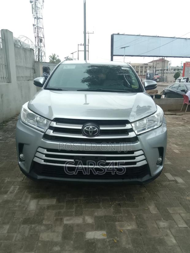 Toyota Highlander 2017 Silver