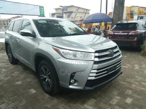 Toyota Highlander 2017 Silver