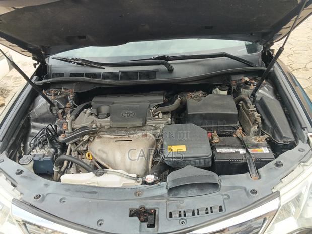 Toyota Camry 2012 Gray