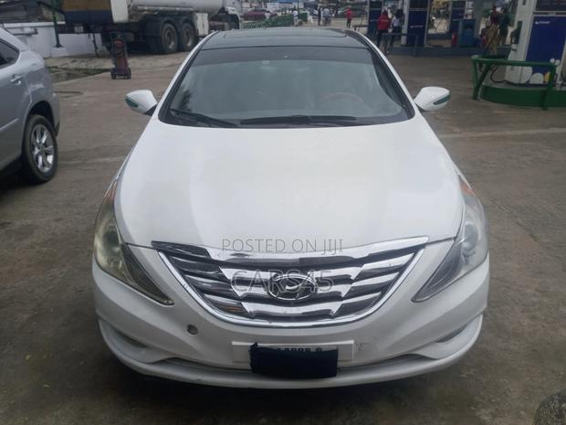 Hyundai Sonata 2013 White