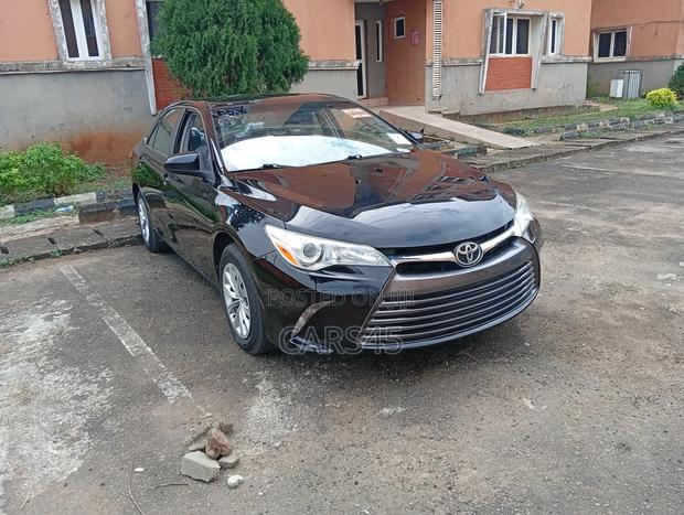 Toyota Camry LE 4dr Sedan (2.5L 4cyl 6A) 2016 Black