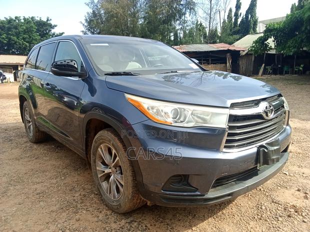 Toyota Highlander 2014 Blue