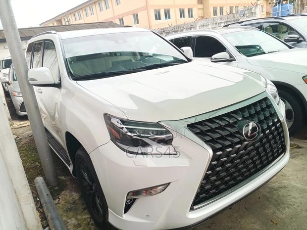 Lexus GX 2023 White