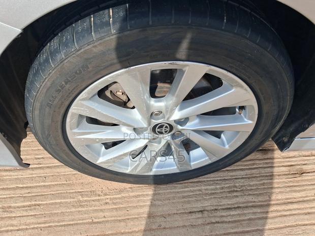 Toyota Camry 2023 Silver