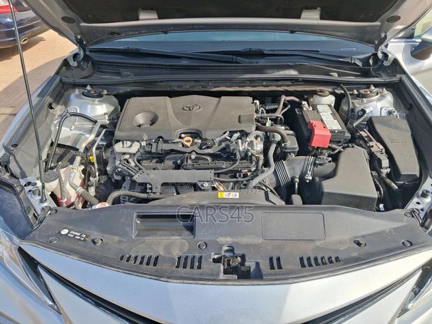 Toyota Camry 2023 Silver