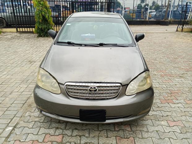 Toyota Corolla 2007 Gray