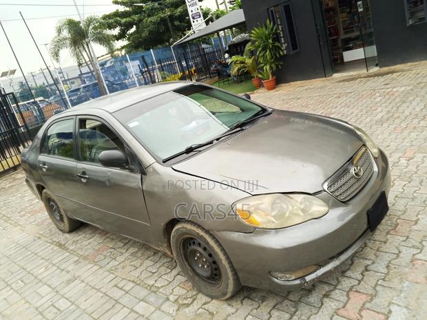 Toyota Corolla 2007 Gray