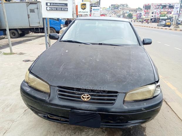 Toyota Camry 1997 Black