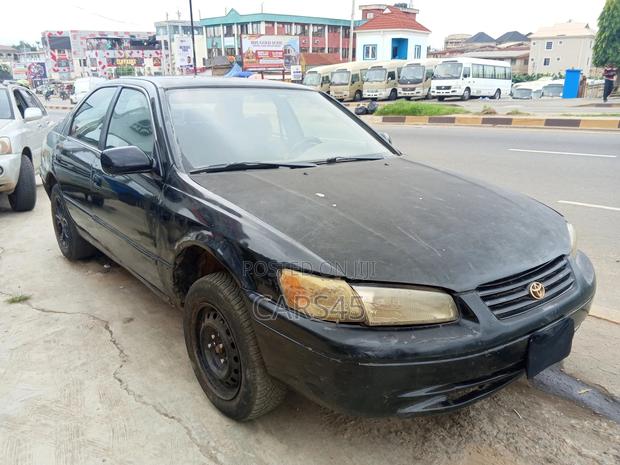 Toyota Camry 1997 Black