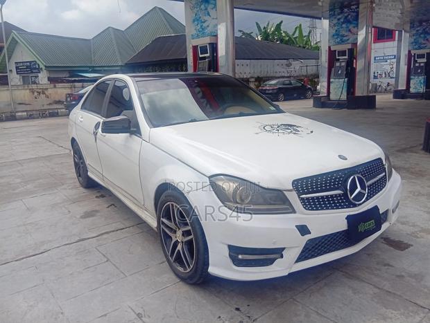 Mercedes-Benz C300 2008 White
