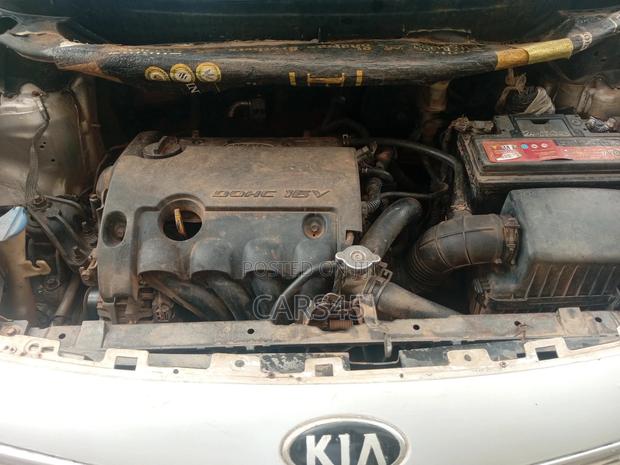 Kia Rio 2013 Silver