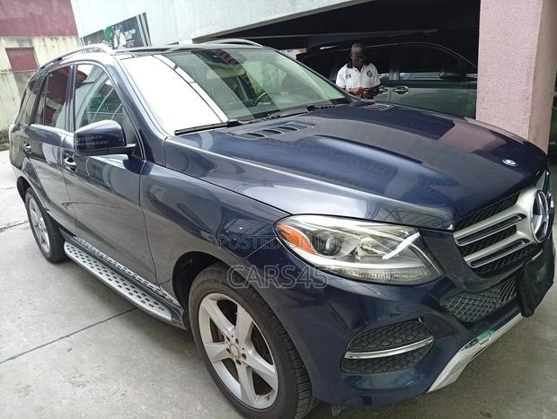 Mercedes-Benz GLE-Class 2016 Blue