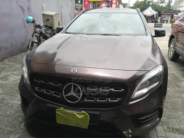 Mercedes-Benz GLA 250 2019 Brown