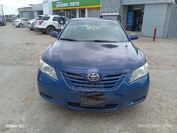 Toyota Camry 2007 Blue