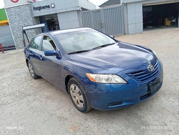 Toyota Camry 2007 Blue