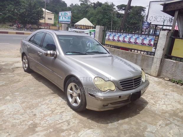 Mercedes-Benz 230E 2003 Silver