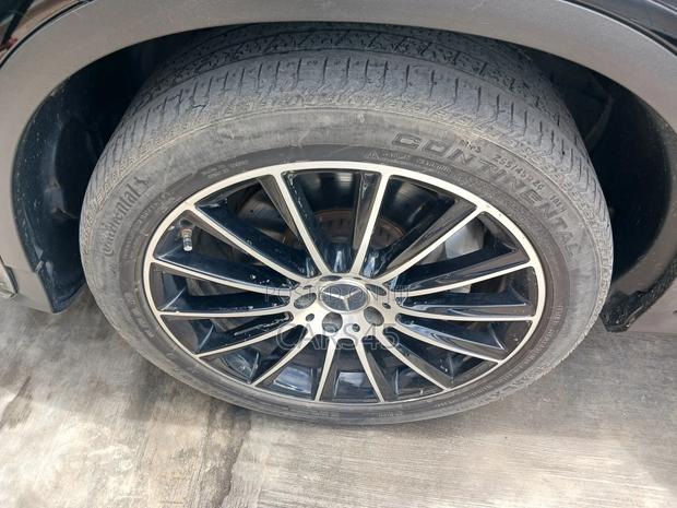 Mercedes-Benz GLC-Class 2018 Black