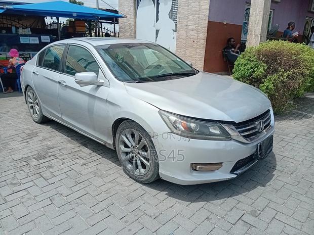 Honda Accord 2013 Silver