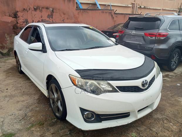 Toyota Camry 2014 White