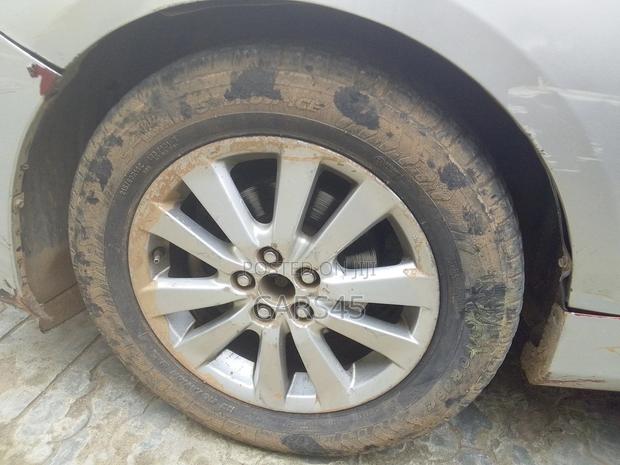 Toyota Corolla 2009 Gold