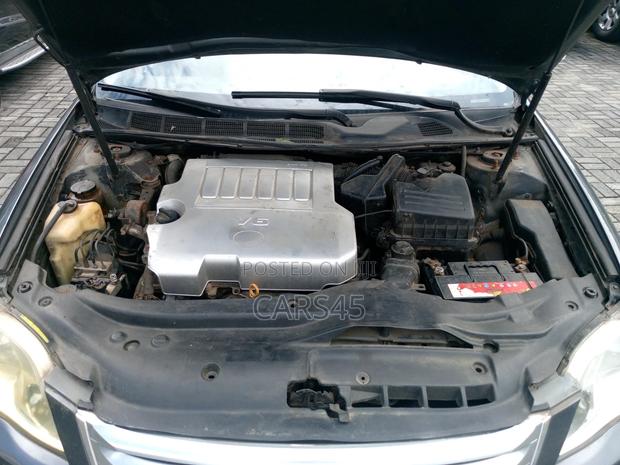 Toyota Avalon 2005 Gray