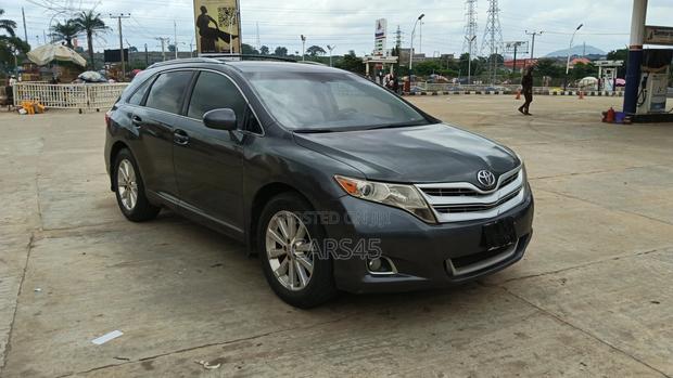 Toyota Venza 2011 Gray