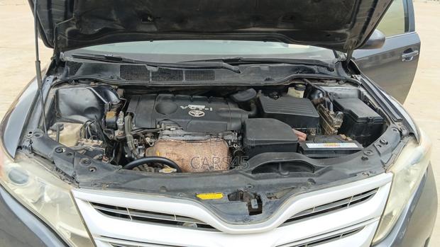 Toyota Venza 2011 Gray