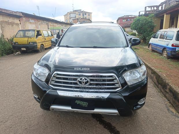 Toyota Highlander 2010 Black