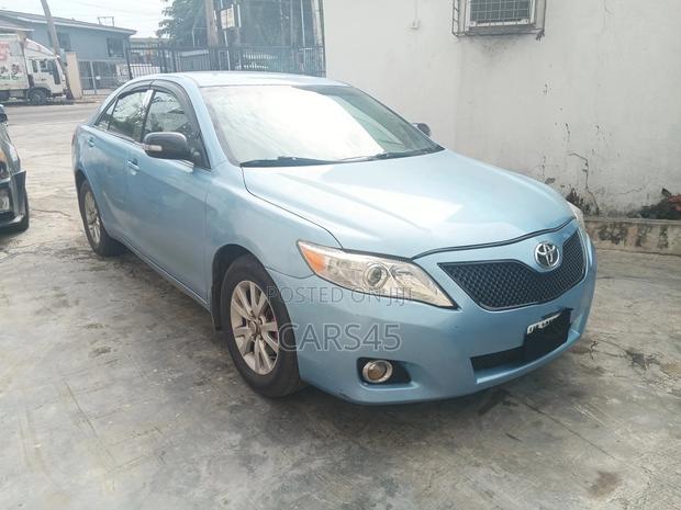 Toyota Camry 2007 Blue