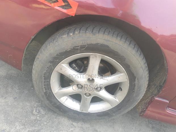 Toyota Corolla 2004 Red