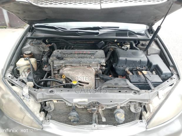 Toyota Camry 2003 Gray