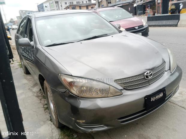 Toyota Camry 2003 Gray