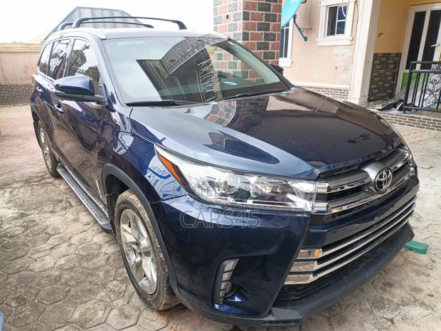 Toyota Highlander 2016 Blue