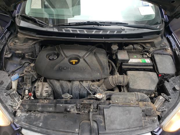 Hyundai Elantra 2013 Blue