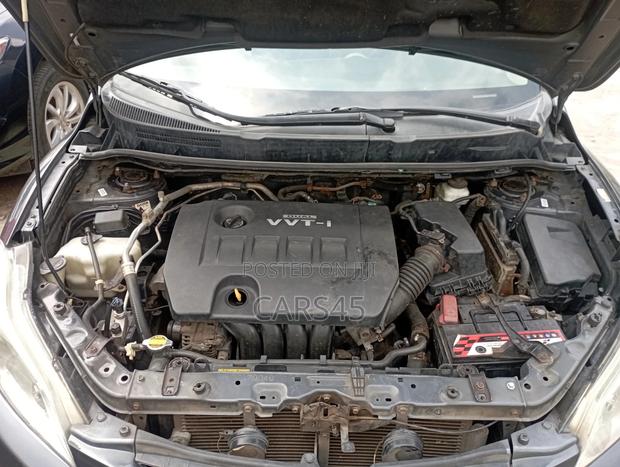 Toyota Matrix 2010 Black