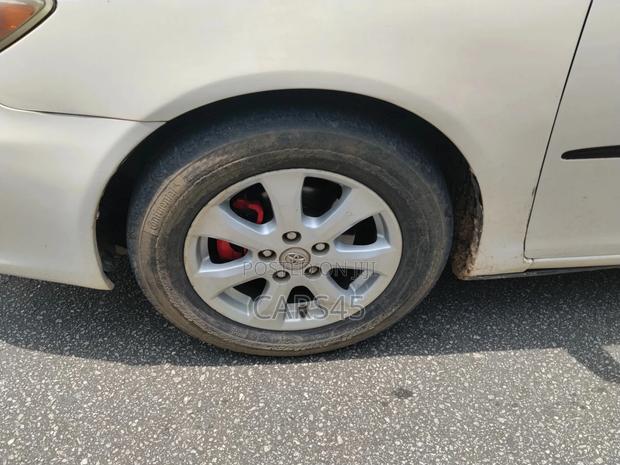 Toyota Camry LE 4dr Sedan (2.4L 4cyl 5A) 2005 White