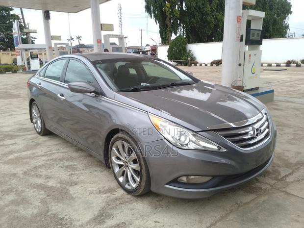 Hyundai Sonata 2012 Gray