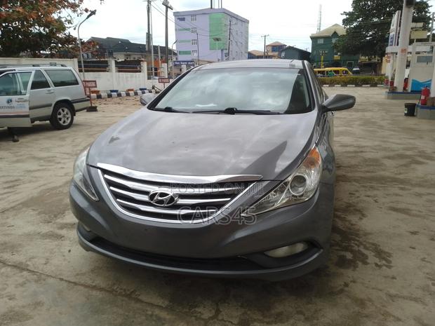 Hyundai Sonata 2012 Gray