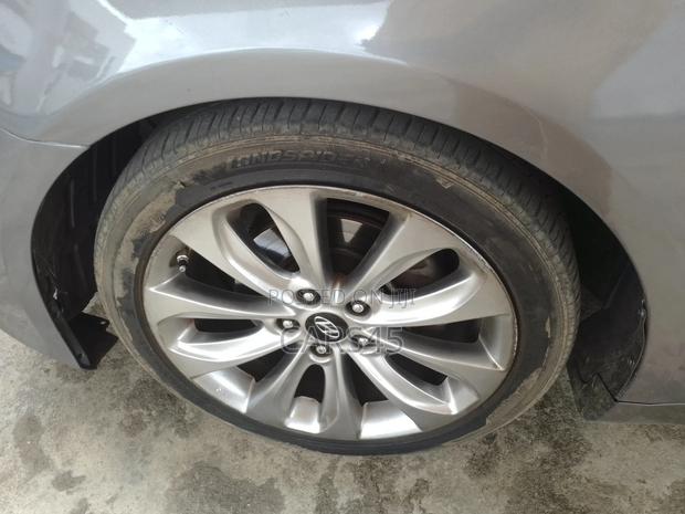 Hyundai Sonata 2012 Gray