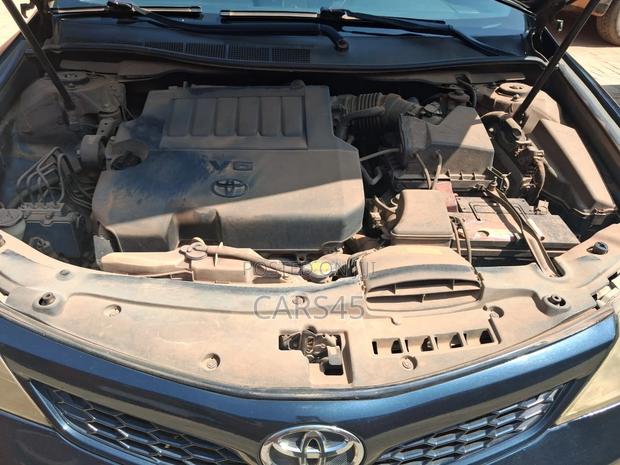 Toyota Camry 2012 Gray