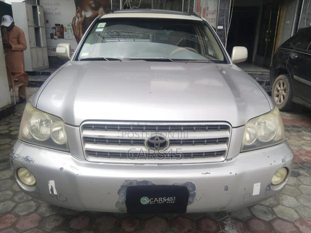 Toyota Highlander 2002 Silver