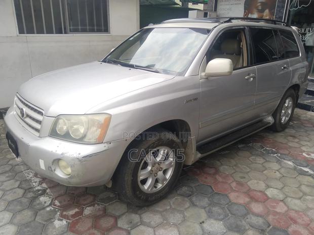 Toyota Highlander 2002 Silver