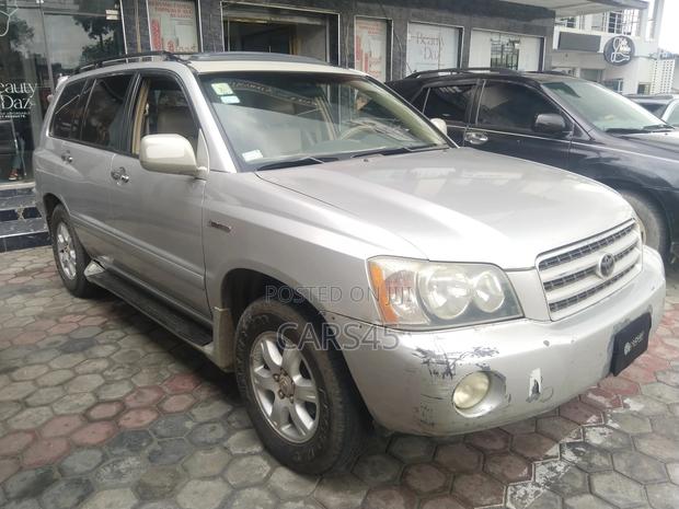 Toyota Highlander 2002 Silver
