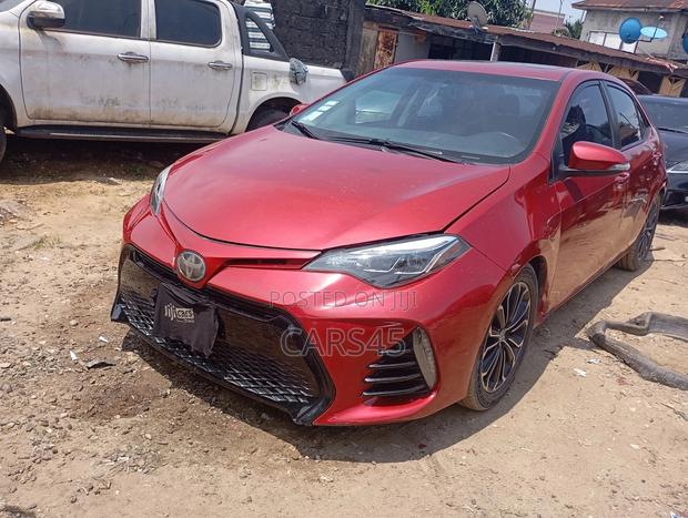 Toyota Corolla S 4dr Sedan (1.8L 4cyl CVT) 2015 Red