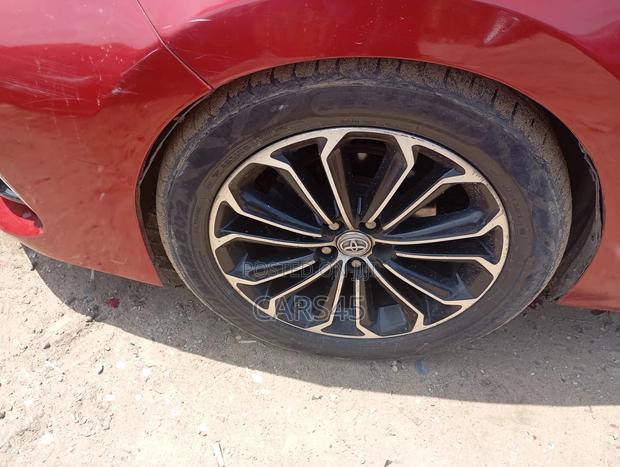 Toyota Corolla S 4dr Sedan (1.8L 4cyl CVT) 2015 Red