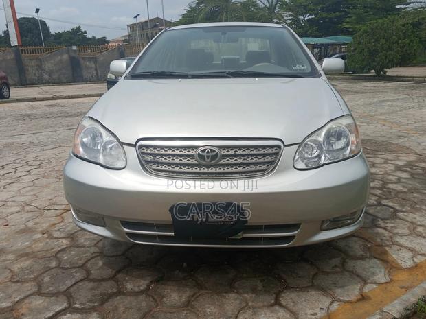 Toyota Corolla 2005 Silver